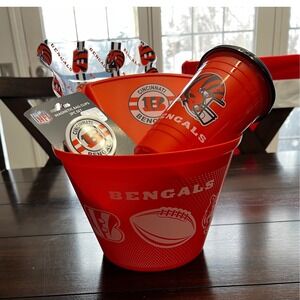 NWT Cincinnati Bengals NFL Fan Gift Set Bucket, Cup, Bowl,‎ & Bag Clips